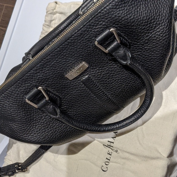 Cole Haan Black pebbled leather convertible crossbody purse - Picture 2 of 5